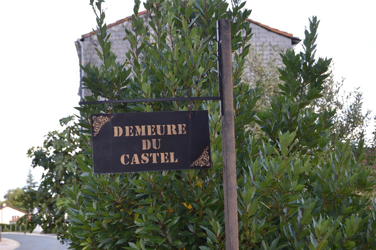 Demeure Du Castel Les Châtelliers-Châteaumur Exterior foto